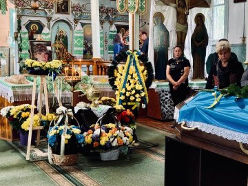 На Волині віддали останню шану Герою Тарасові Жуковському