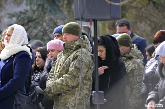 Сотні лучан вшанували пам’ять Героїв Небесної Сотні