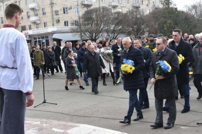 У Луцьку вшанували пам'ять Кобзаря. ФОТО
