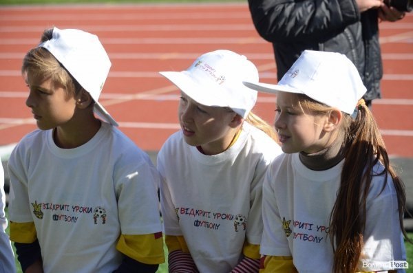 Футболісти ФК «Волинь» тренувались зі школярами. ФОТО