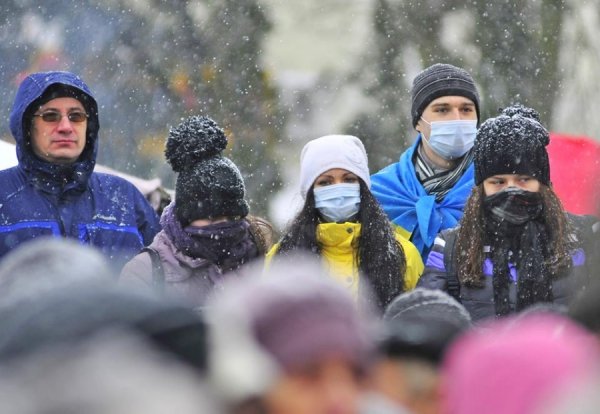 Як у Луцьку «тролять» скандальні закони. ФОТО