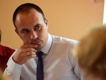 «Тримаємо руку на пульсі ринку праці», – директор обласного центру зайнятості Роман Романюк. ІНТЕРВ'Ю