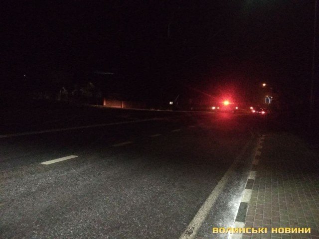 У волинському селі автівка на пішохідному переході збила 22- річного хлопця. ФОТО