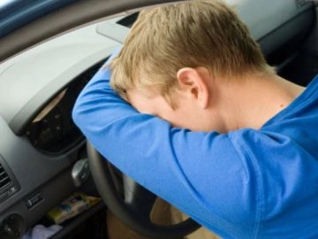 На Волині поліцейські виявили п’яного водія, який спав в автомобілі