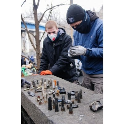 Як зірки прибирали на барикадах. ФОТО