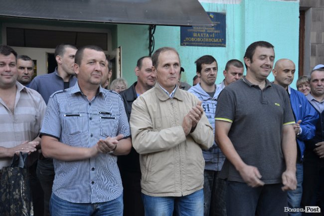 Нововолинськ: Працівники шахти бунтують проти звільнення керівника