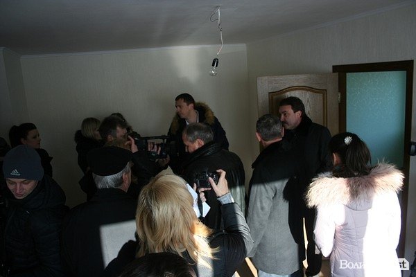 У Луцьку офіційно відкрили обвалений будинок після капітального ремонту. ФОТО