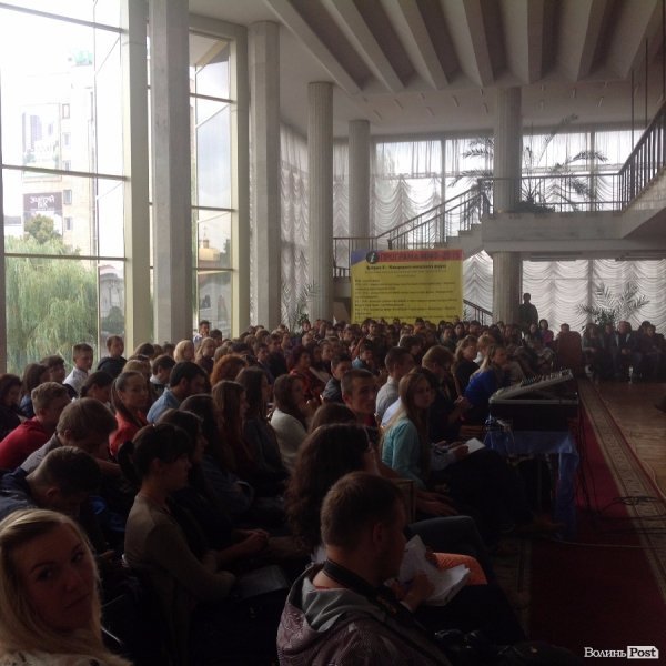 Заступник міністра молоді та спорту у Луцьку розповів, як реформувати молодіжну політику. ФОТО