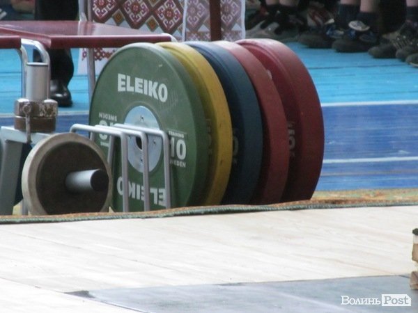 У Луцьку змагалися важкоатлети. ФОТО  