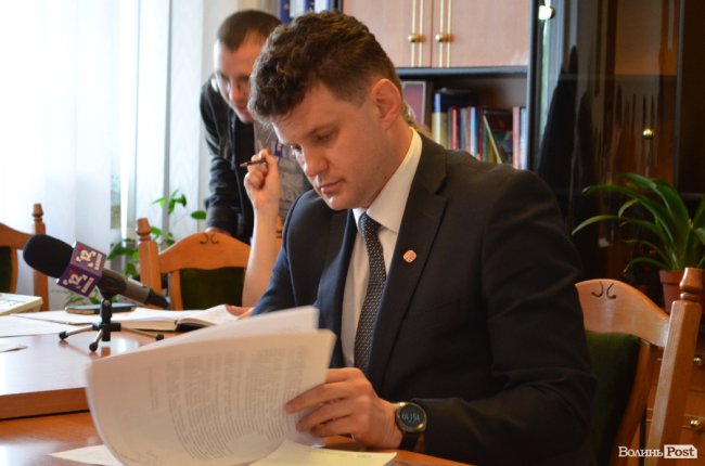 Дайте пільги і поверніть маршрути: як Савченко приймав громадян