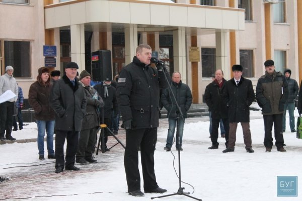 У Нововолинську шахтарі відновили мітинг. ФОТО. ОНОВЛЕНО