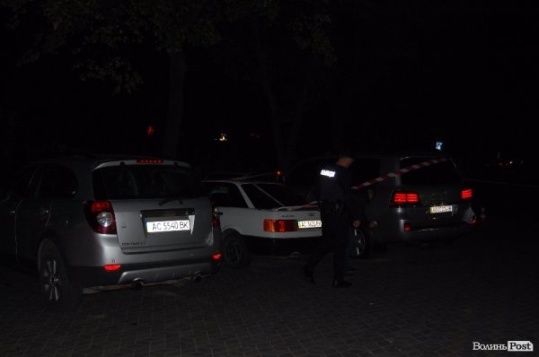 В Луцьку на стоянці біля торгового центру  стався вибух. ФОТО