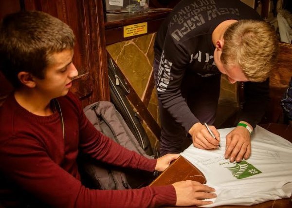 Благодійний рок-концерт зібрав у Луцьку аншлаг. ФОТО 