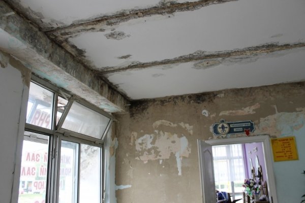 До будинку побуту біля «Гостинця» добудують третій поверх?