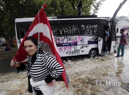 Бунт у Туреччині. ФОТО. ВІДЕО