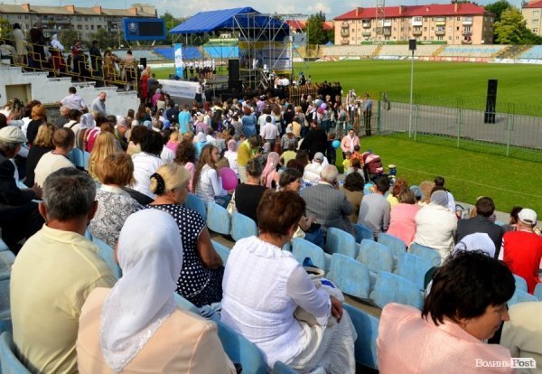 На церковному фестивалі у Луцьку зібрали понад 250 тисяч гривень для знедолених дітей