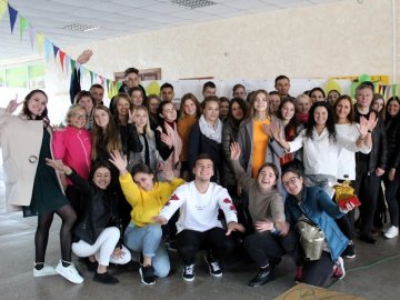 «Орел і Решка» та вікторина: у луцькому політесі відсвяткували День туризму