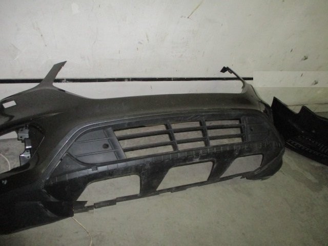 Через Волинь у вантажівці намагалися провезти незаконні автозапчастини із Польщі. ФОТО