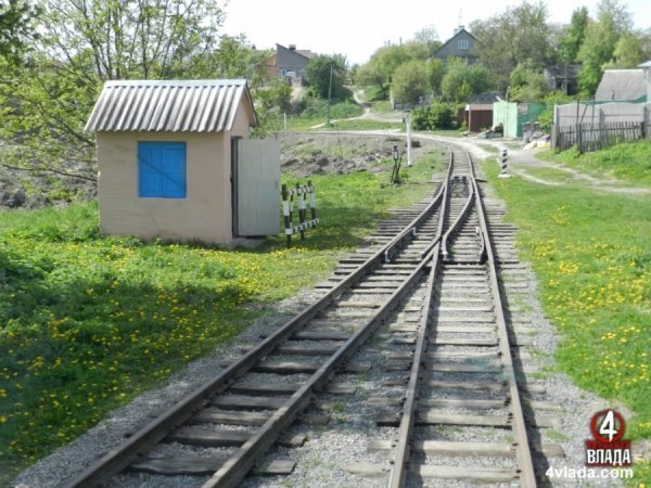 У Луцьку запрацювала дитяча залізниця. ФОТО