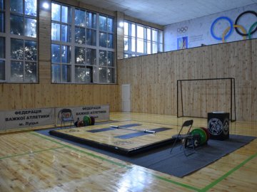 У Луцьку відремонтували спорткомплекс «Колос», який був у досить  плачевному стані. ФОТО