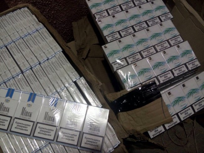 Луцькі прикордонники на кордоні з Польщею знайшли 24 ящики сигарет