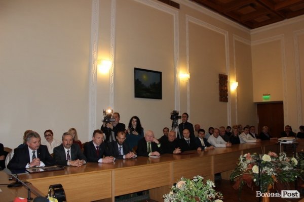 У Луцьку привітали працівників телебачення, радіо та зв'язку. ФОТО