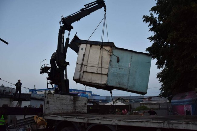 Чому з луцької автостанції прибрали п'ять кіосків