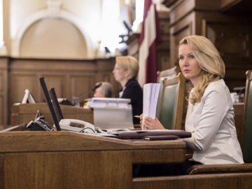 Латвія хоче заборонити автомобілям із реєстрацією в рф і Білорусі перебувати в країні