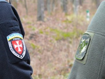 На Волині впіймали крадія лісу 