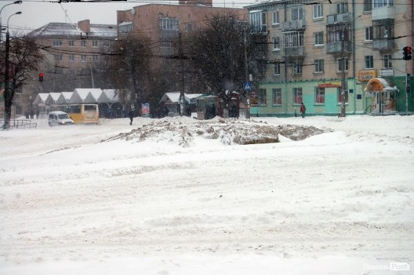 Як Луцьк замело снігом. ФОТО