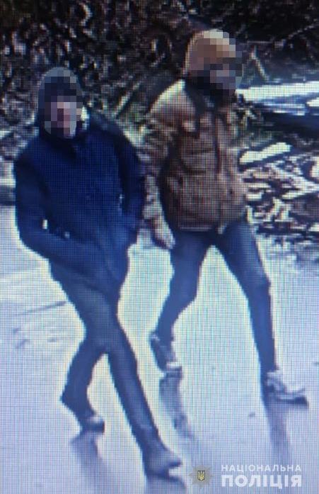 Зафіксували камери відеоспостереження: у Луцьку знайшли крадіїв велосипедів. ФОТО