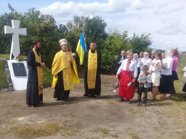 У День Незалежності на Волині відкрили пам’ятний знак Героя УПА