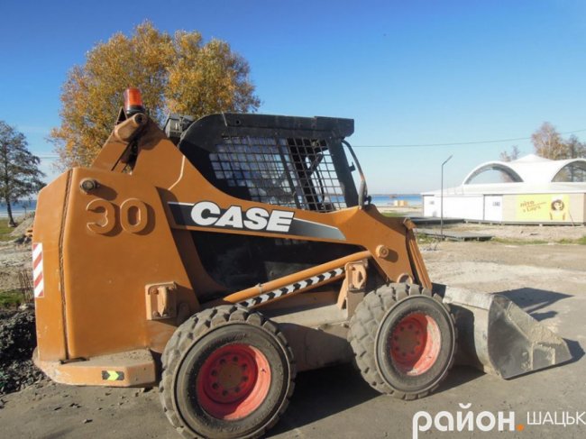 Показали, як розширюють набережну у Світязі. ФОТО