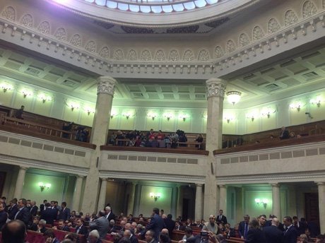 Кличко привів у парламент брата. ФОТО. ВІДЕО