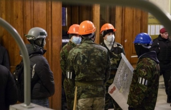 Штурм Харківської ОДА. ФОТО. ВІДЕО