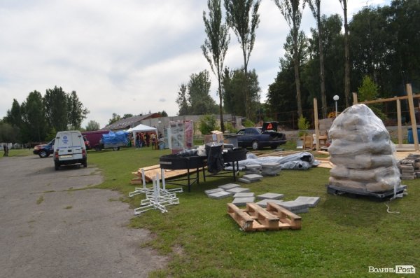 Останні приготування до «Бандерштату». ФОТО