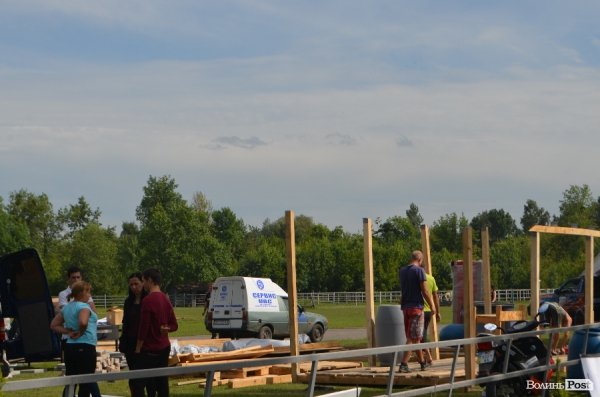 Останні приготування до «Бандерштату». ФОТО