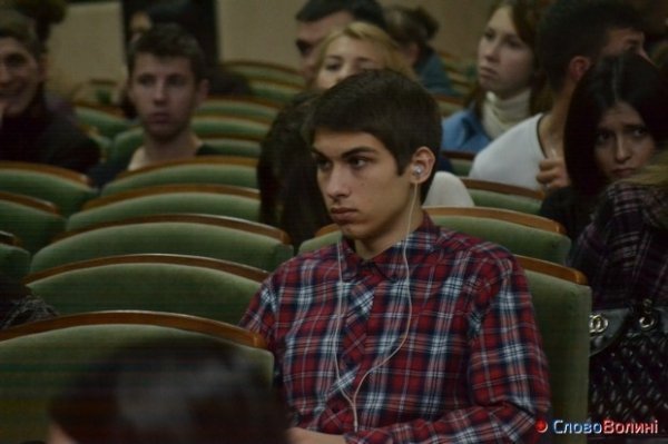 Студентське свято в СНУ. ФОТО