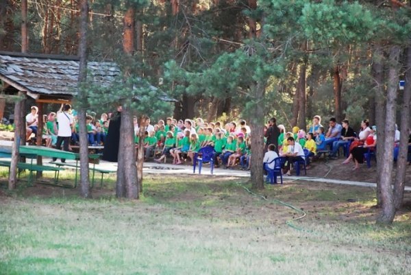 Як діти відпочивають у православному таборі на Волині. ФОТО