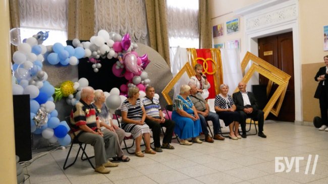 Півстоліття разом: у місті на Волині вшанували 4 «золоті» пари. ФОТО 