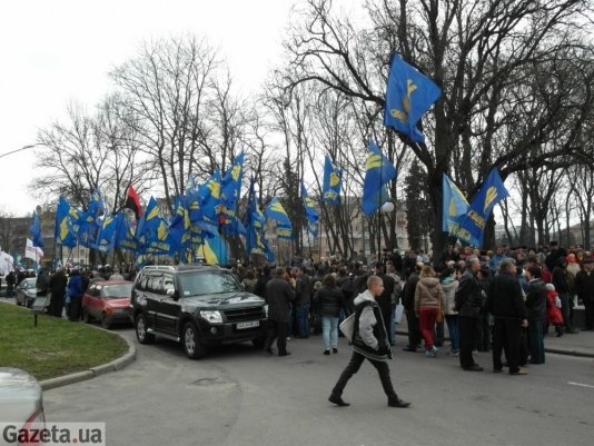 «Вставай, Україно!» в Полтаві. ФОТО. ВІДЕО
