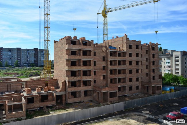 Як у Луцьку будують яскравий ЖК комфорт-класу «Caramel Residence». ФОТО*