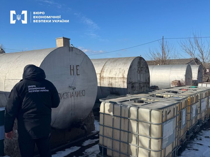 Волинянин незаконно торгував «лівим» пальним