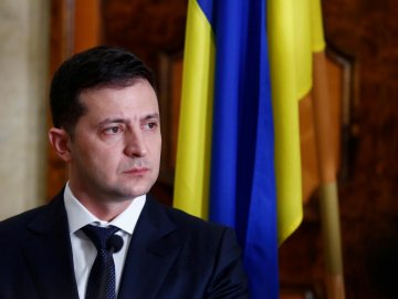 «Версія про влучання ракети не виключається»: Зеленський вперше відреагував на заяви про збиття літака під Тегераном