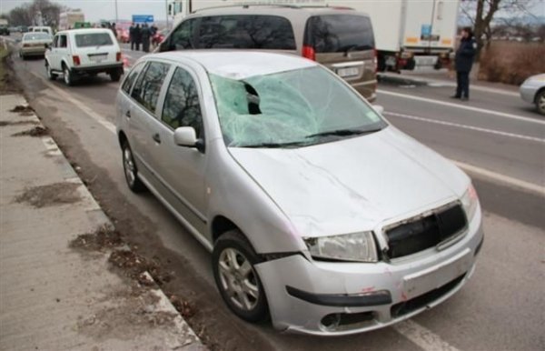 Жінка загинула, врізавшись у авто міліцейського начальника. ФОТО