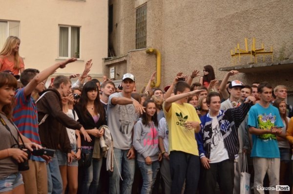 У центрі Луцька влаштували хіп-хоп вечірку. ФОТО  