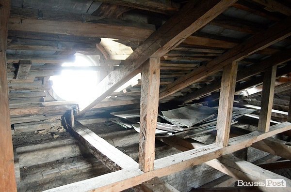 Годинник, шпиль, карниз: за фасадами луцької історії. ФОТО