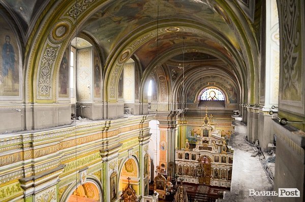 Годинник, шпиль, карниз: за фасадами луцької історії. ФОТО