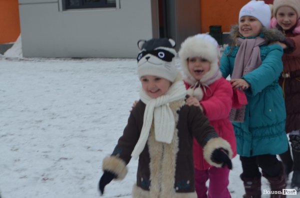 Луцький меценат Андрій Покровський влаштував різдвяне свято для соціально  незахищених діток