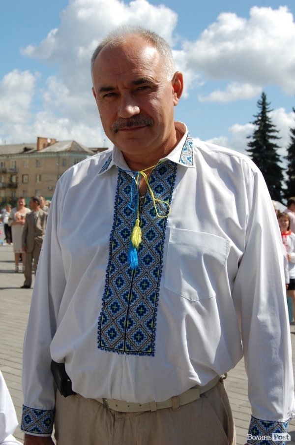 Акція «Українська вишиванка» у Луцьку. ФОТО